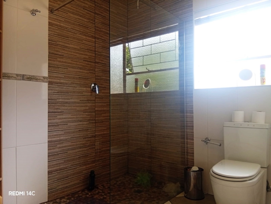 5 Bedroom Property for Sale in Universitas Ridge Free State